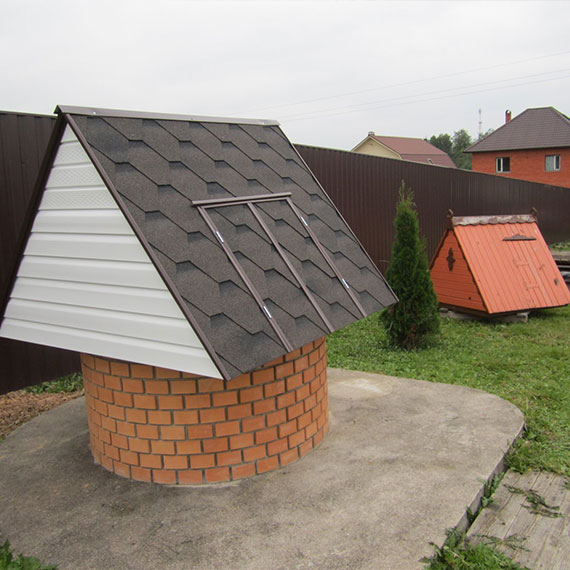 Вариантов домиков для колодца в Луховицком районе
